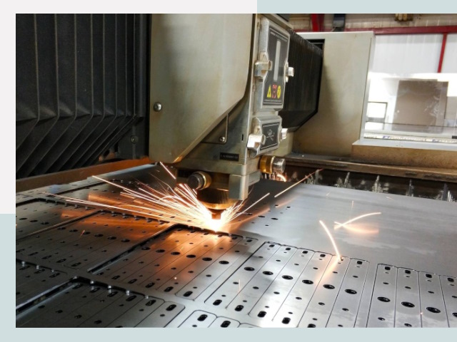 Лазерная резка металла в Асбесте от 606 руб.